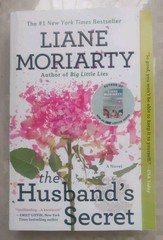 The Husband’s Secret : A Novel by Liane Moriarty (Paperback) Brand New
