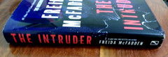 ‘The Intruder’ by Freida McFadden (2025 HC) NEW. Free Shipping 1st Edition