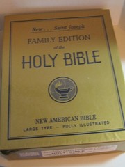 Saint Joseph Family Edition of the Holy Bible: The New American Bible, Large…