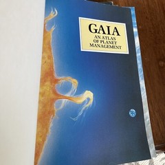 Gaia : An Atlas of Planet Management by Norman Myers, 272 pages, 1993 nearly new